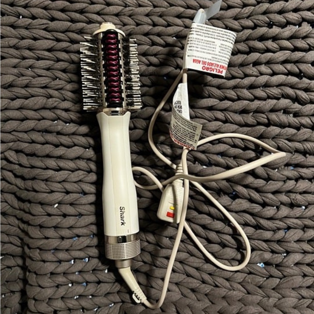 Gently used and cleaned, loved but have a combination hair styler and don’t need